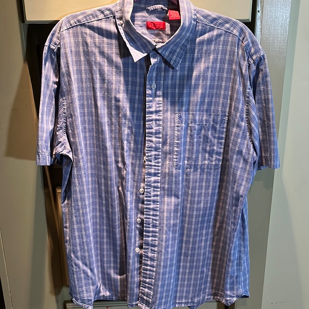 Short sleeve plaid shirt